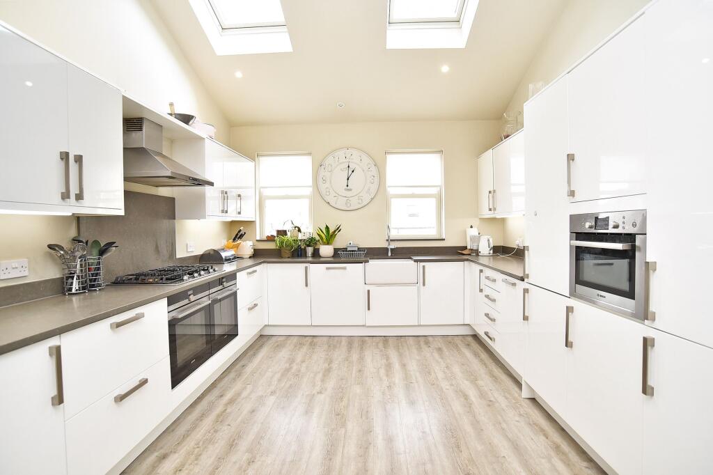 House in Harrogate - View 3