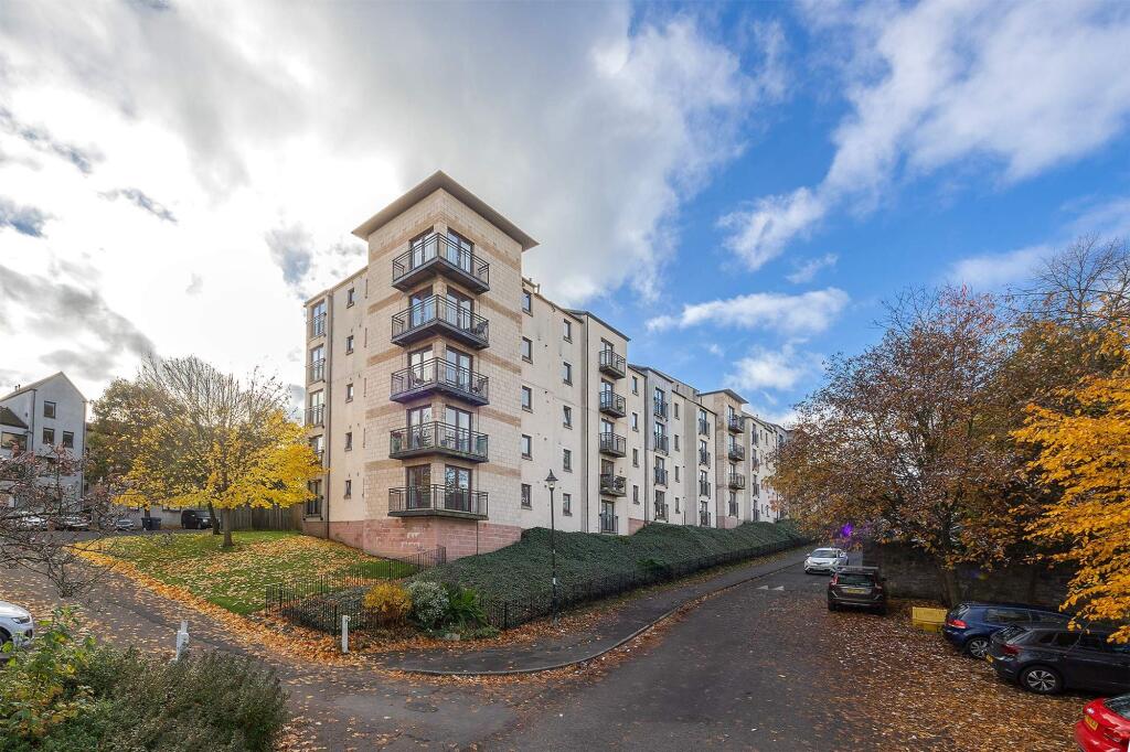 Main image of property: St. Ninians Way, Linlithgow, EH49