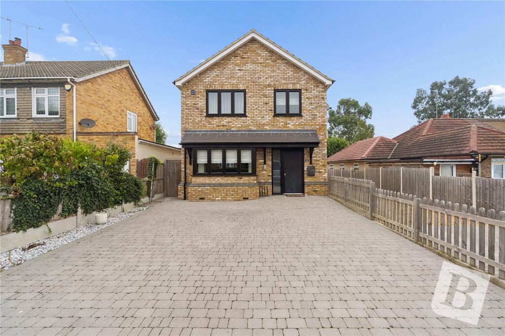 4 Bedroom Detached in CM15 0RR