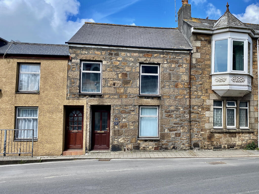3-bed terraced on Wesley Street, Camborne, Cornwall, £190,000