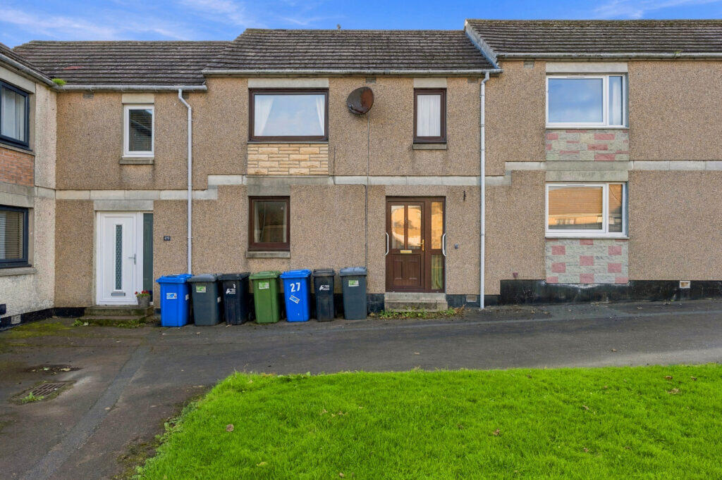 Main image of property: 27 Dunnet Avenue Wick KW1 4DY
