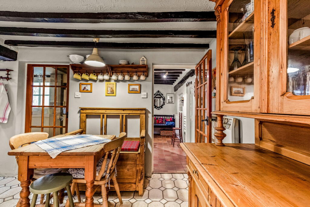 House in Charnwood, Rothley - More