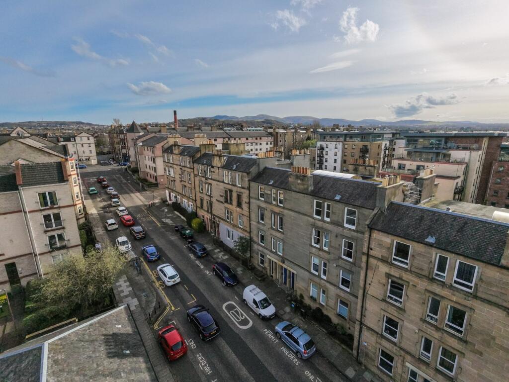 Main image of property: 18 (3F3) Robertson Avenue, Edinburgh, EH11