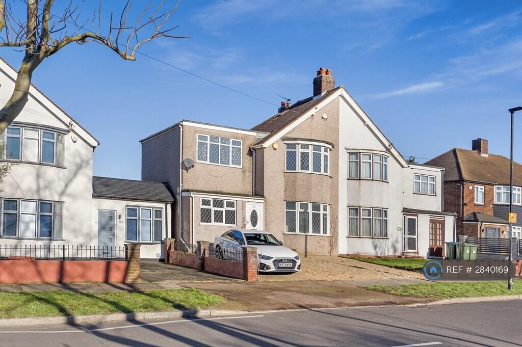 Main image of property: Broad Walk, London, SE3