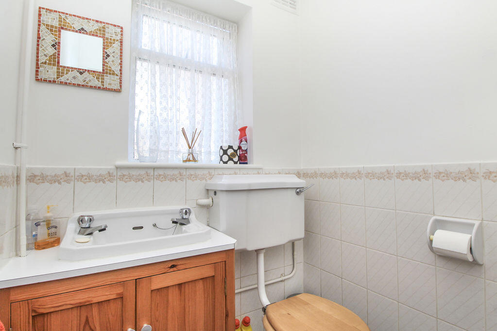 House in Kempston, Bedford - More