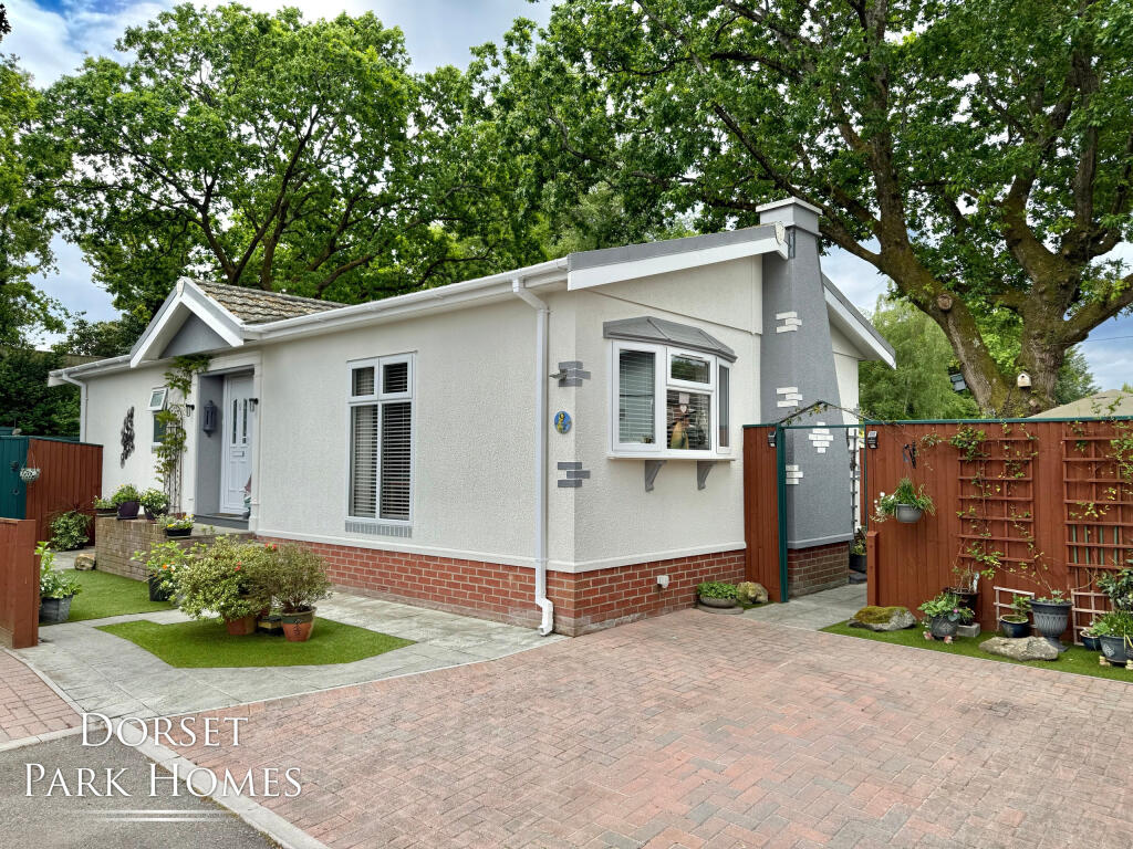 Main image of property: Sunest Park, 7 Glenives Close, St Ives, Ringwood, Hampshire