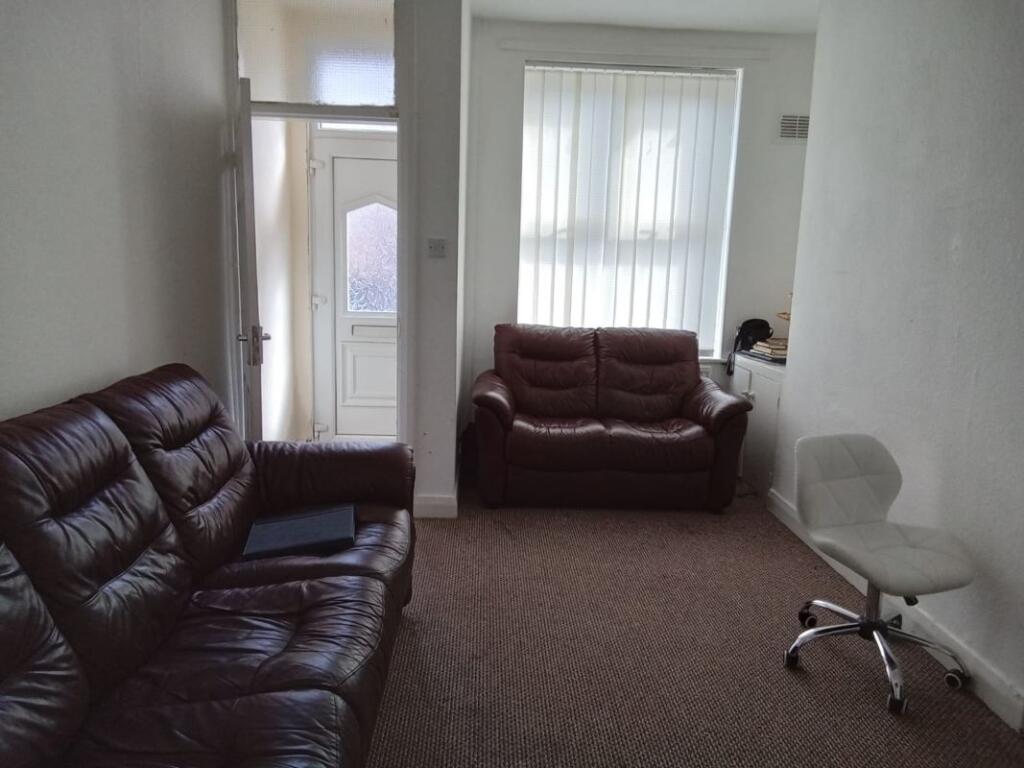 15, Fairhaven Street, West Gorton photo 4