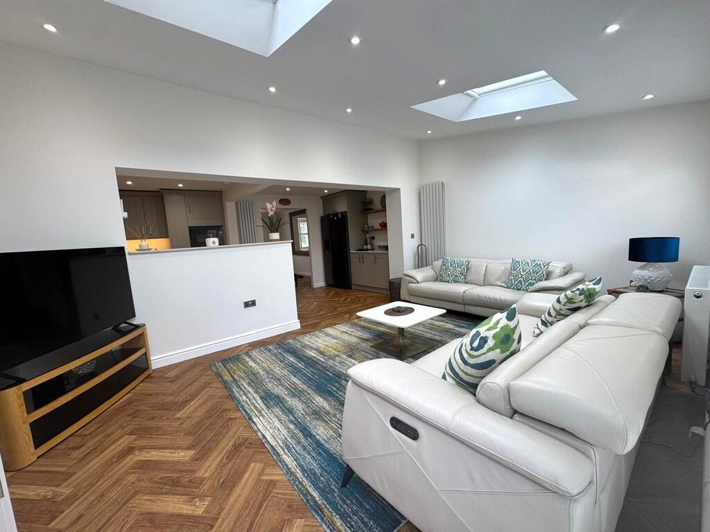 House in West Suffolk, Bury St Edmunds - View 5