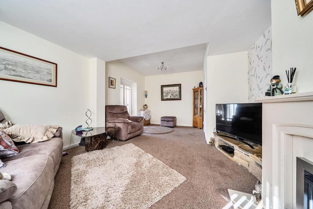 House in Havant, Waterlooville - View 2