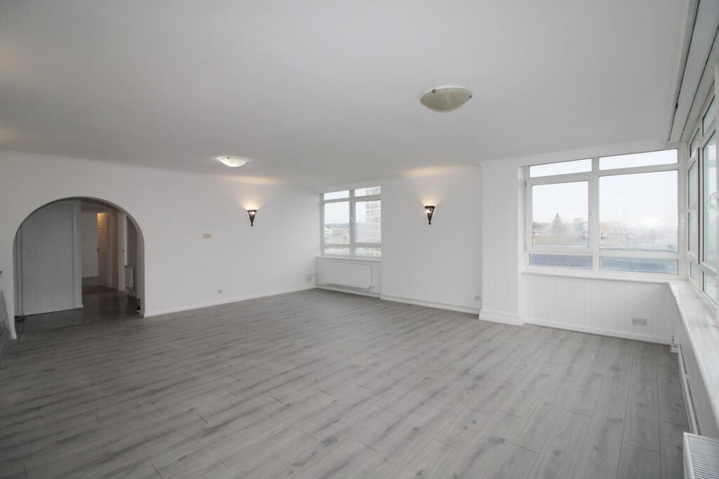 Main image of property: Sussex Heights, 14 St Margaret's Pl, Brighton and Hove, BN1 2FQ