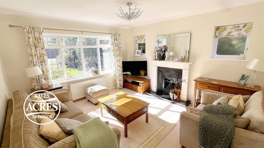 House in Sutton Coldfield, Maney - View 4