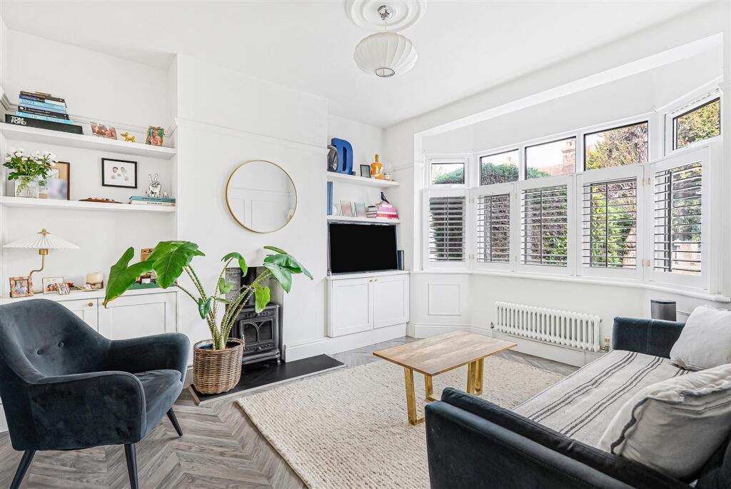 House in Ware, Kings Hill - View 4