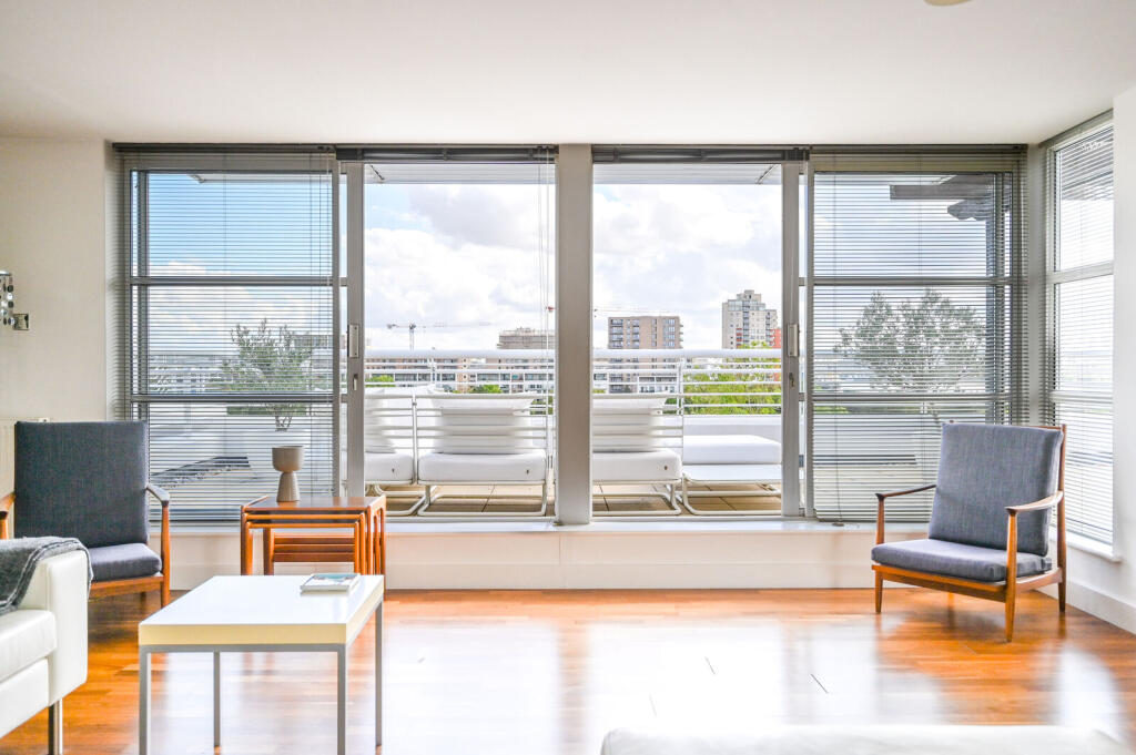Apartment in London - View 3