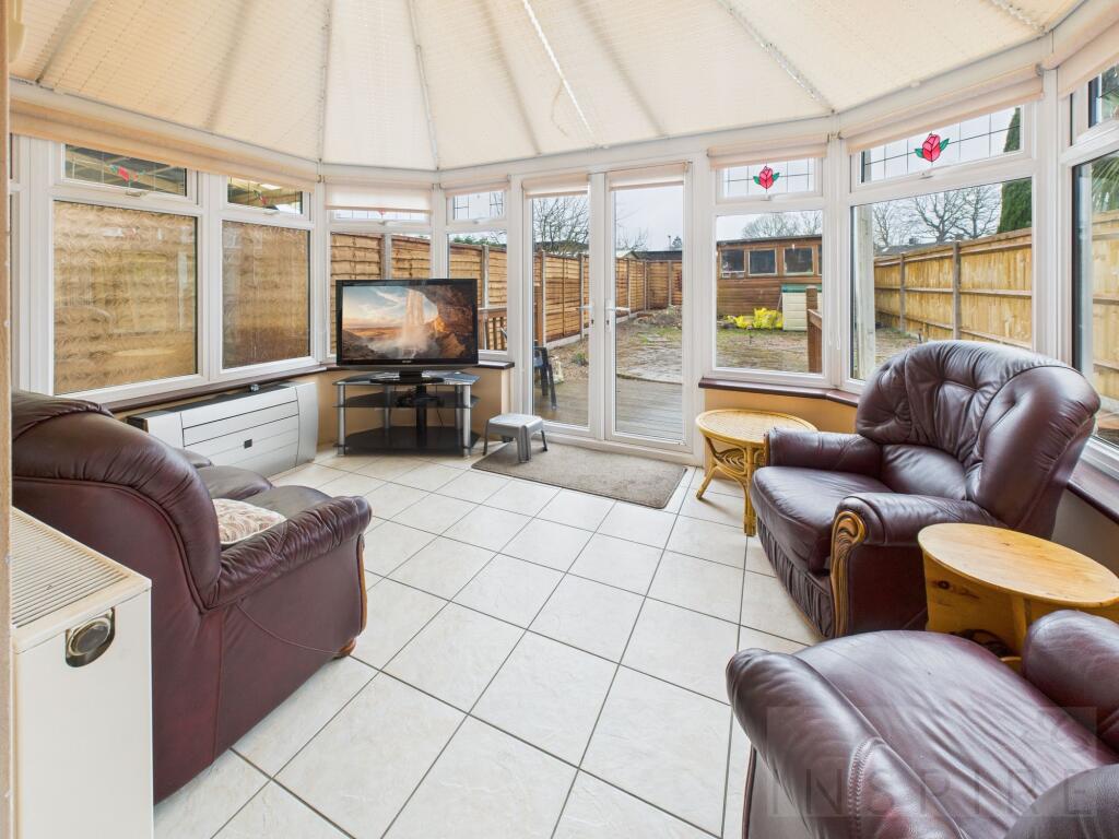 Nash Road, Crawley, RH10 - View 4