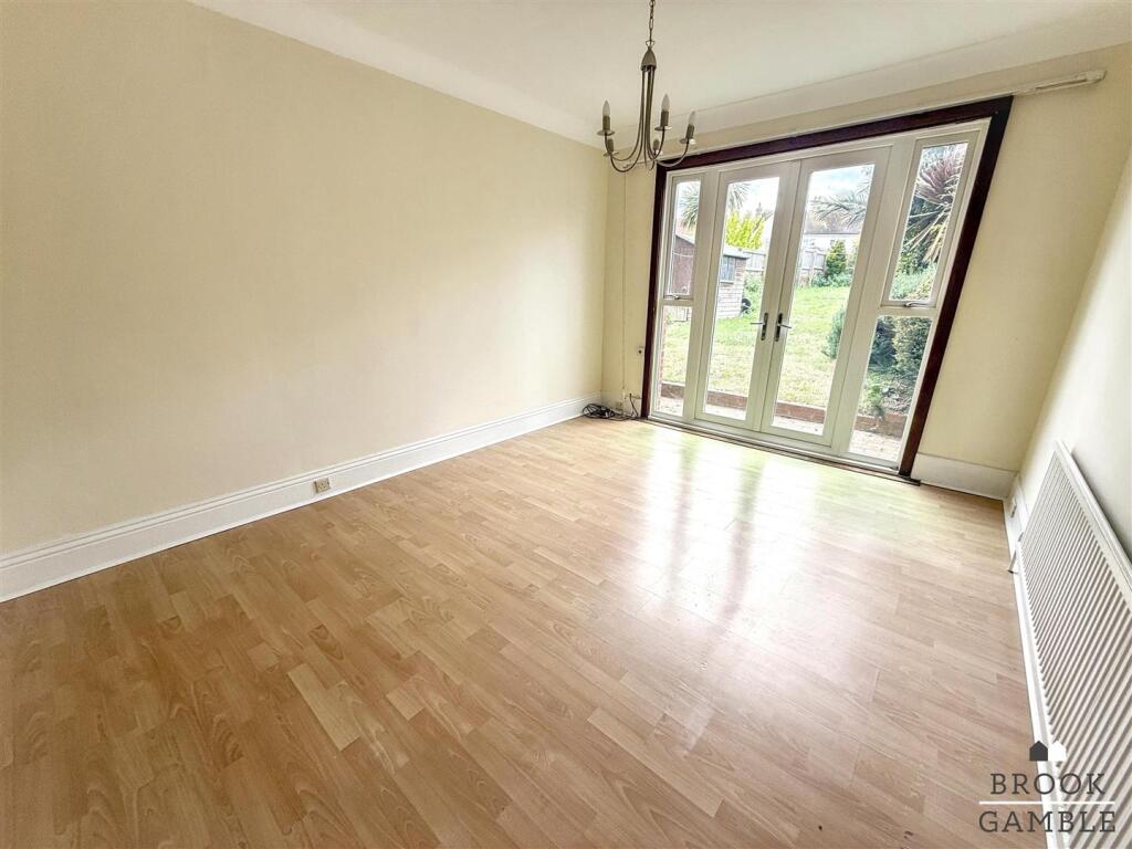 Milton Road, Eastbourne photo 5
