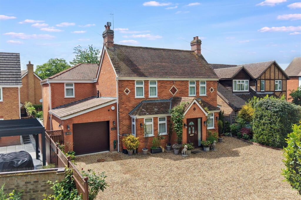 Main image of property: Langley Hill, Tilehurst, Reading