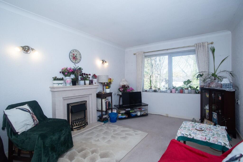 Park Lane, Stockport, SK12 photo 2