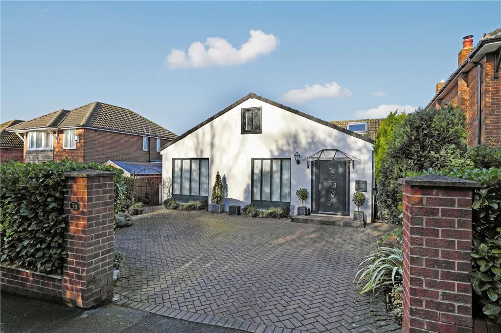Main image of property: Pledwick Lane, Wakefield, WF2