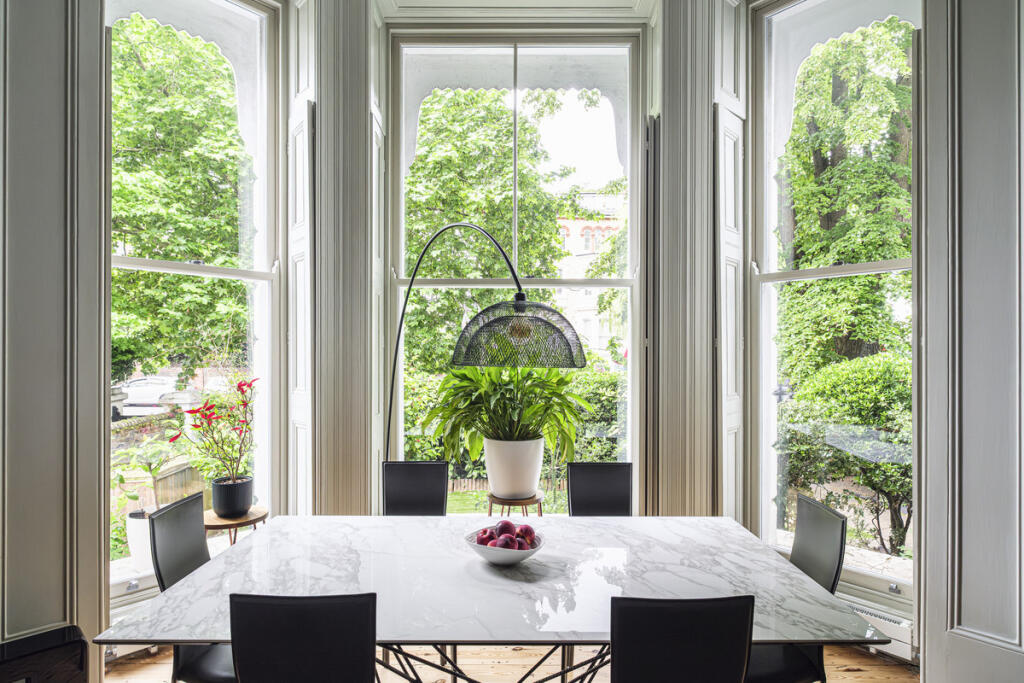 Apartment in London - View 5