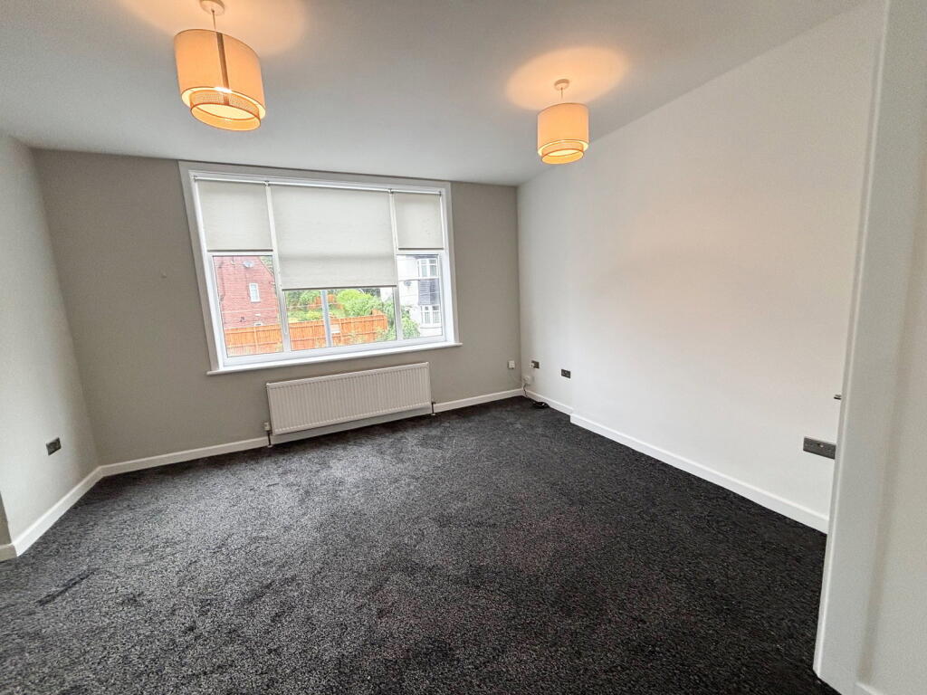 Flat 2 , 90 Victoria Road, Sutton Coldfield, B72 1SN - View 4
