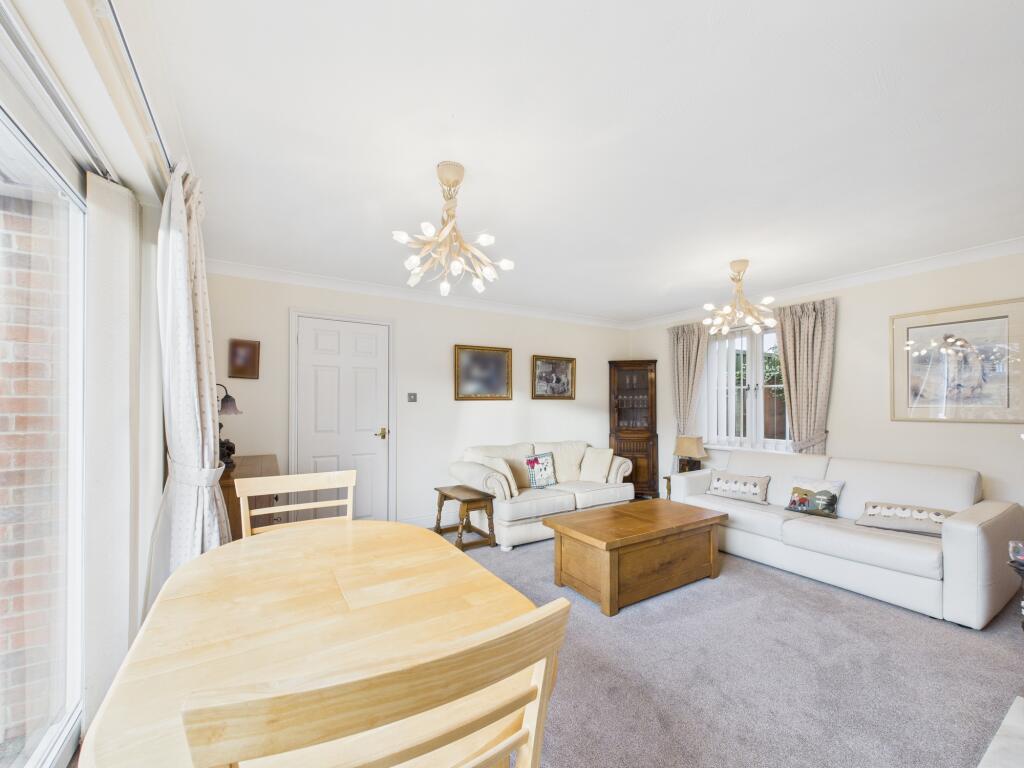 Cherry Tree Court, Diss, IP22 photo 4