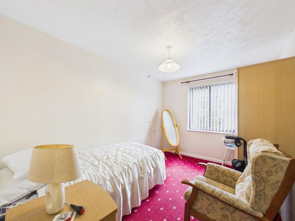 17 Victoria Parade, Ramsgate, CT11 photo 4