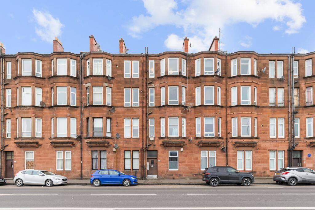 Main image of property: Flat 3/2, 2178 Dumbarton Road, Dumbarton Road, Glasgow, G14 0JJ