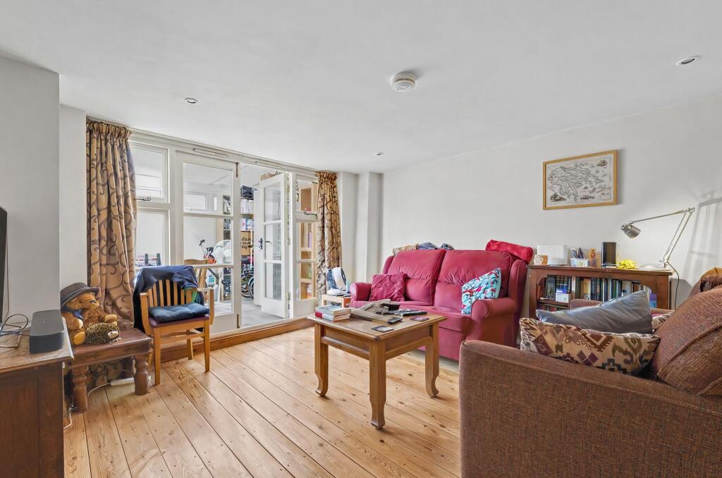 Stables Cottage, West End photo 4