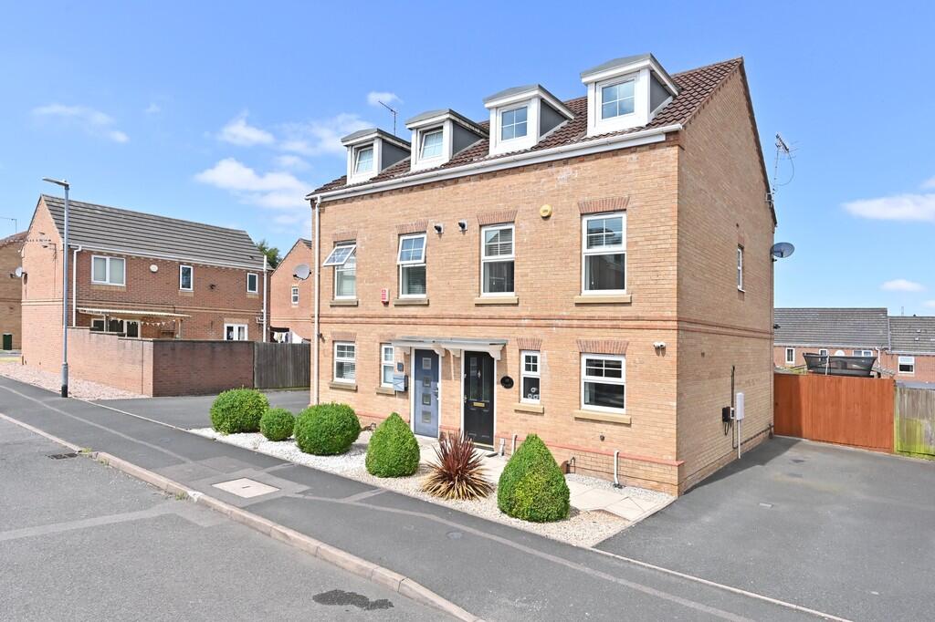 Main image of property: Cricklewood Drive, Tunstall, Stoke-on-Trent