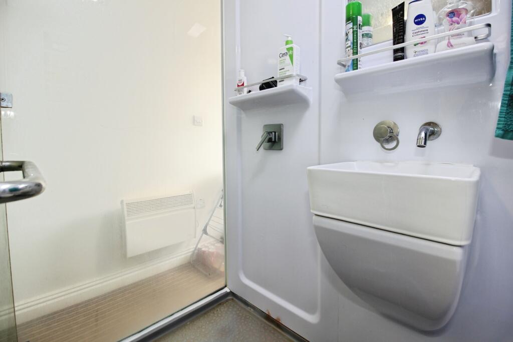 Additional image 10 of 178 Sunbridge Road, Bradford, BD1