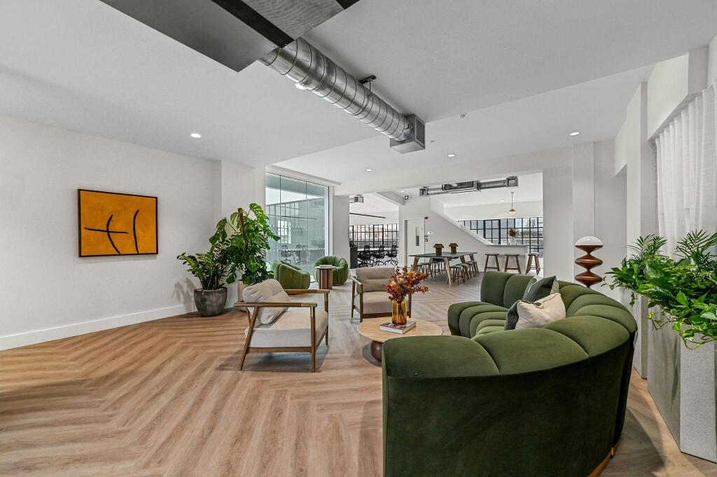 MD-BC-141-143ShoreditchHighStreet-12.JPG