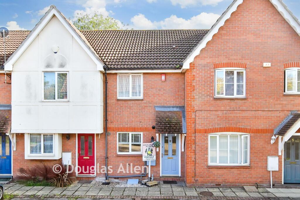 Main image of property: Headingley Close, Basildon, Essex