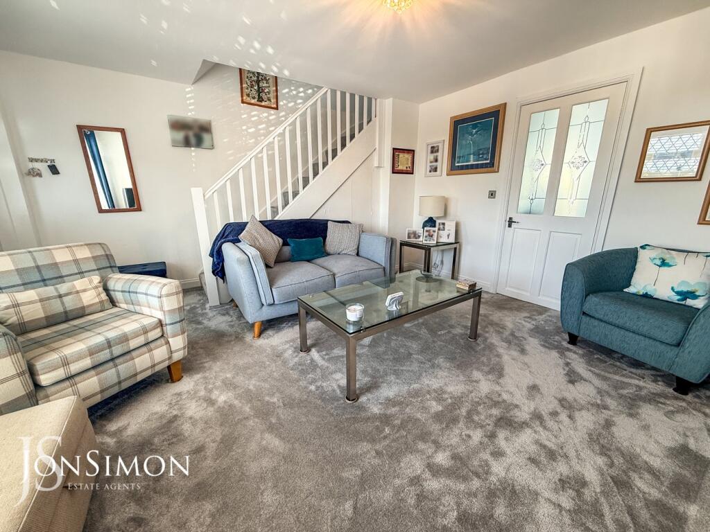 Ashwood Drive, Brandlesholme, Bury, BL8 photo 5