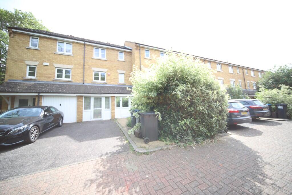 Main image of property: Westminster Drive, London, N13