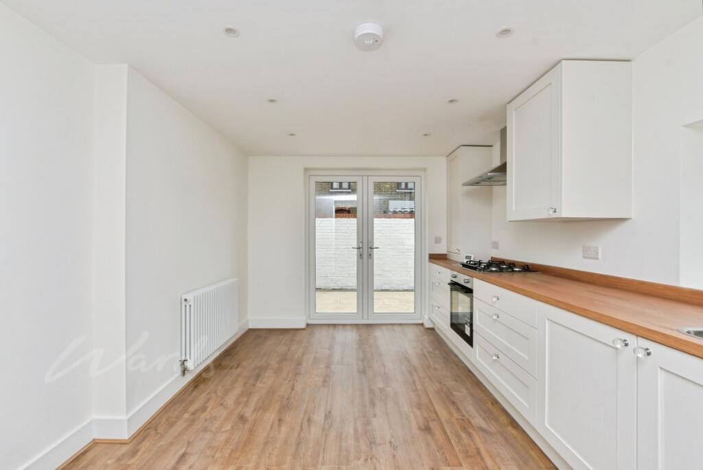 House in Canterbury - View 2