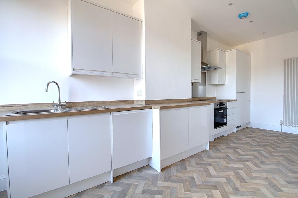 Selborne Road Hove photo 3