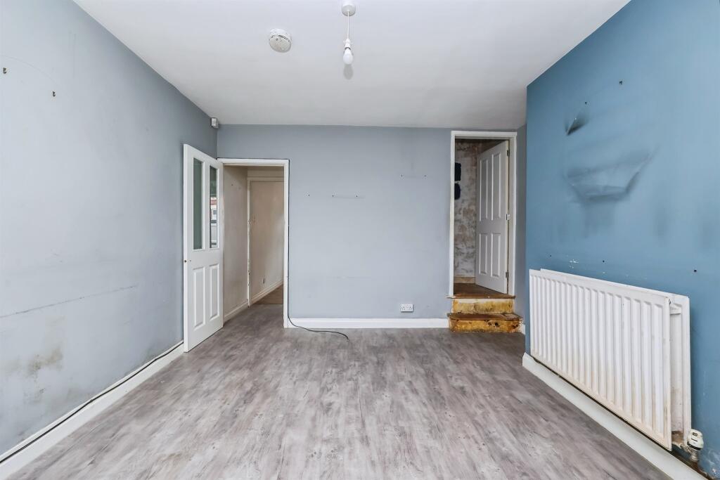 Queen Street, Langley Mill, Nottingham - View 6