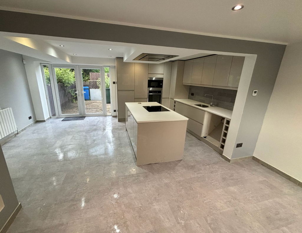 House in Rochdale, Stanycliffe - View 3