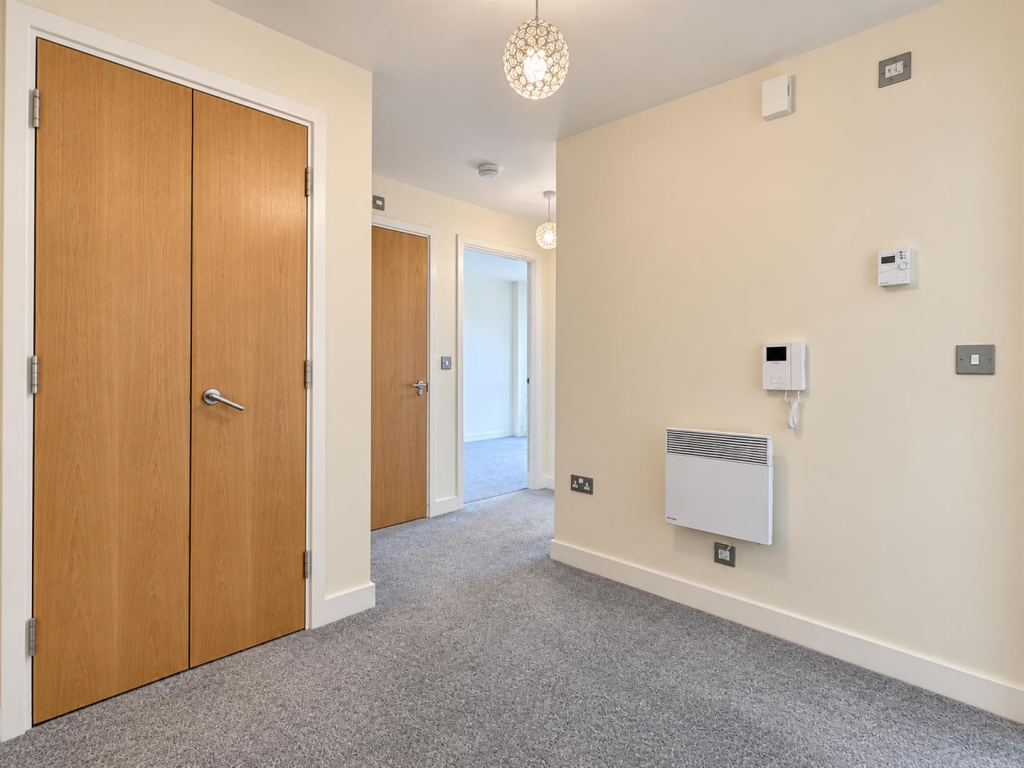 Apartment in Portsmouth - View 4