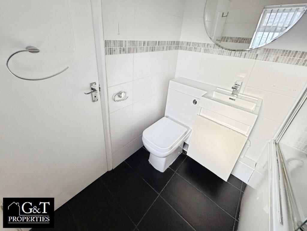 House in Dudley, West Midlands - More