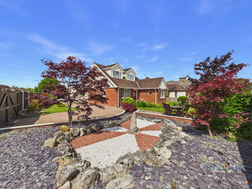 4-bed detached on Meadows Avenue,  Thornton-Cleveleys, FY5, £499,950