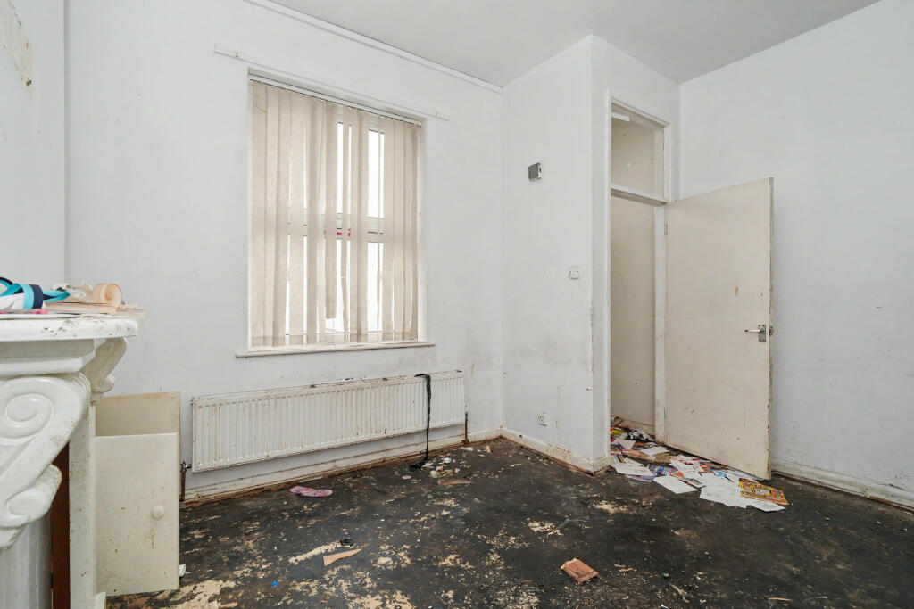 House in Bury, Greater Manchester - View 4