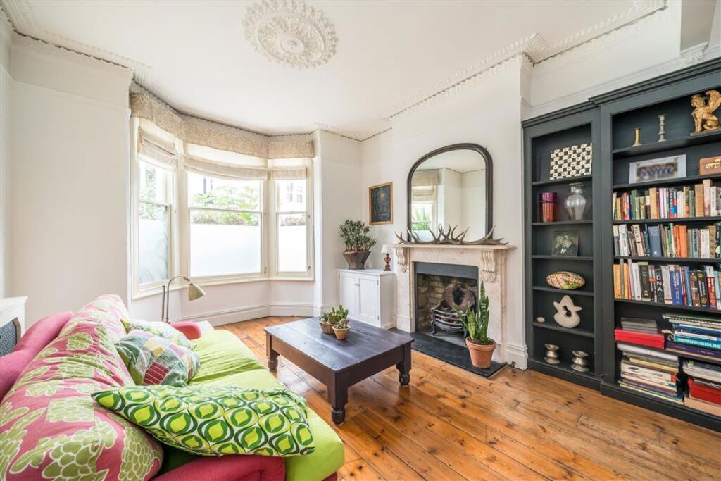 Hambalt Road, Clapham photo 2