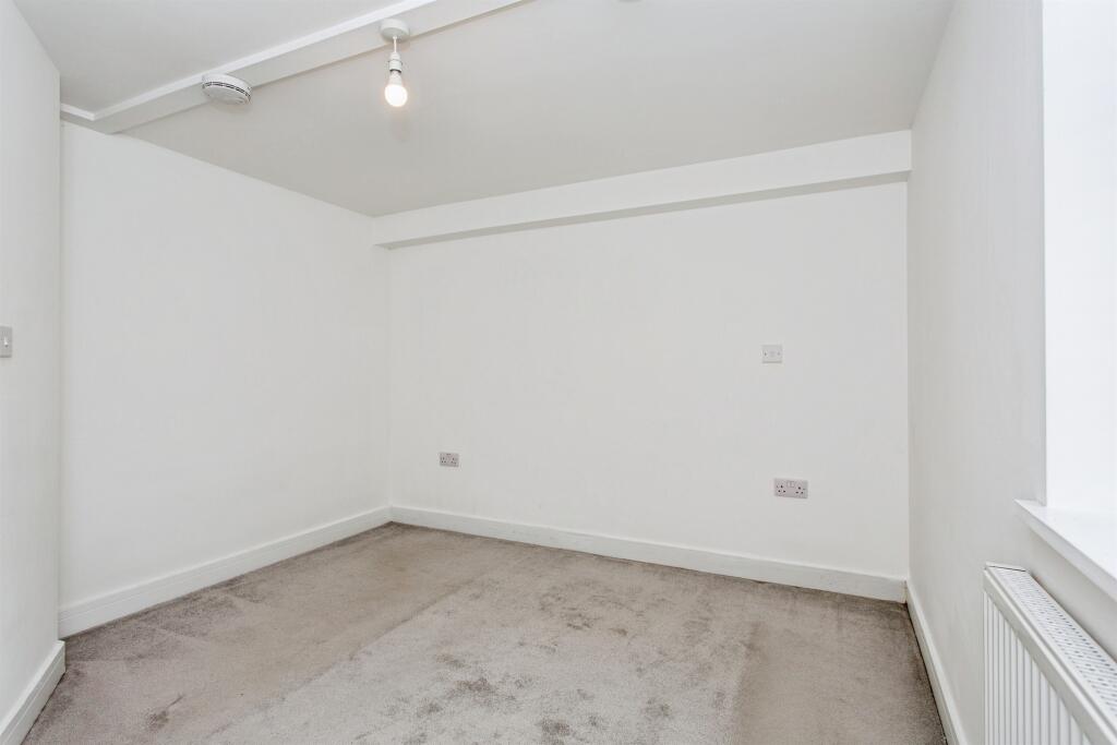 Apartment in Cambridge - View 4