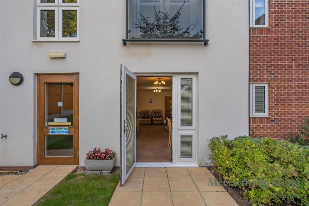 Apartment in Nottingham - More