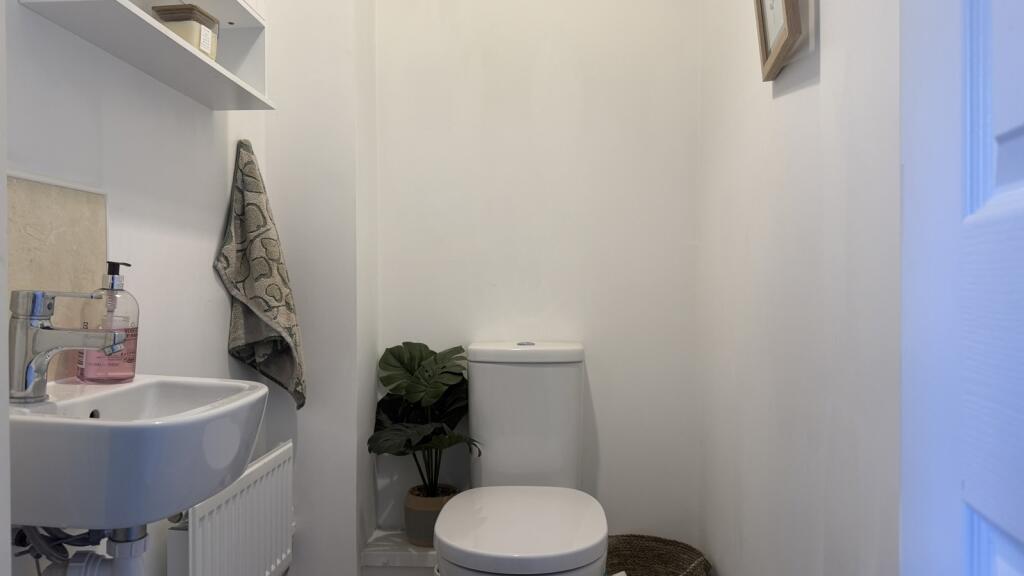 House in Swansea - View 5