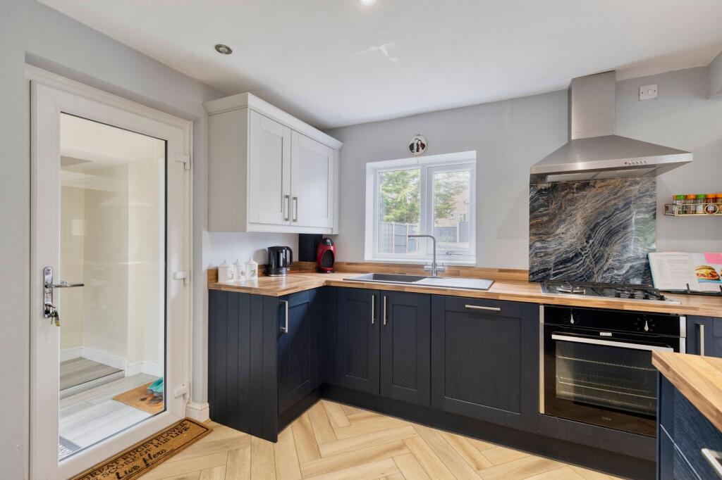 House in Nantwich, Millfields, Kingsbourne - View 3