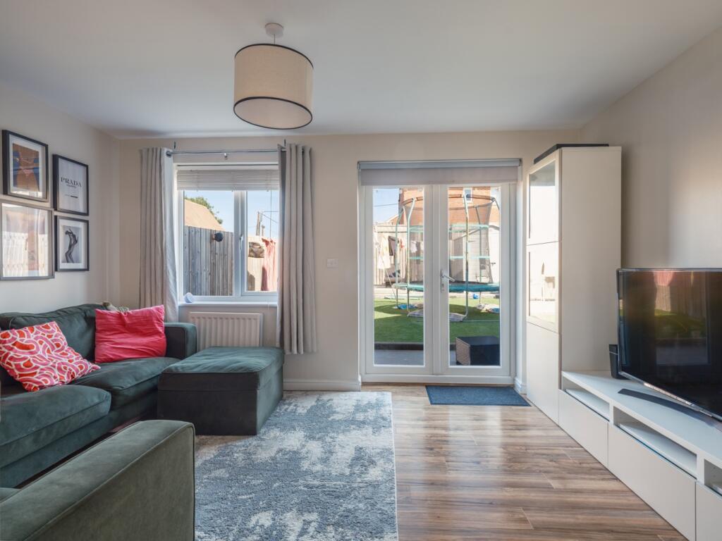 House in Houghton-Le-Spring, Peat Carr Estate, Hetton - View 5