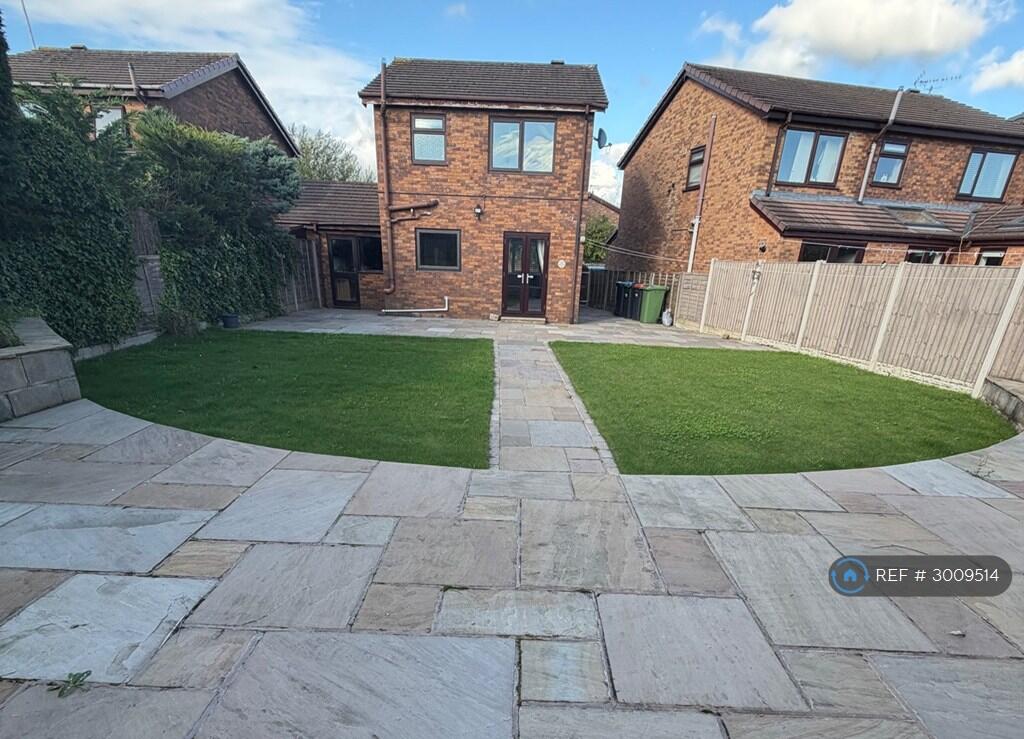 House in Preston - View 2