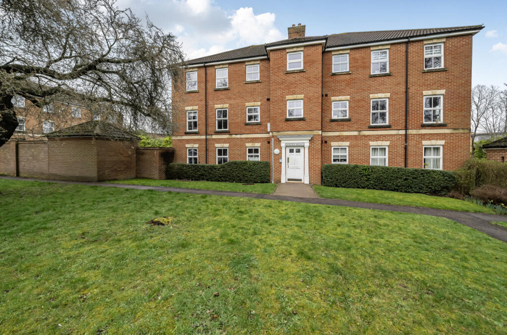 Main image of property: Sycamore Rise, Bracknell, Berkshire